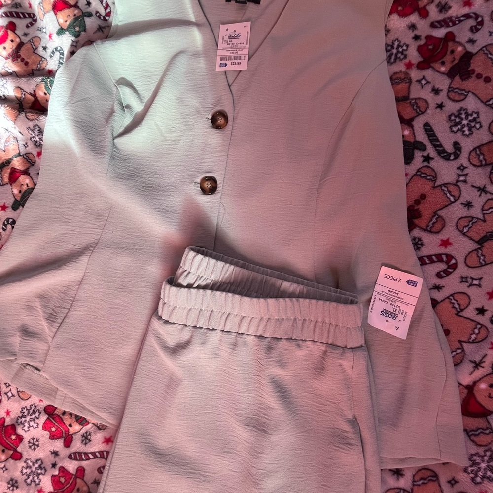 Connected Apparel Sage Button-Up Ensemble